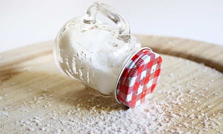 كيف تتخلص من مضار الملح في نظامك الغذائي؟