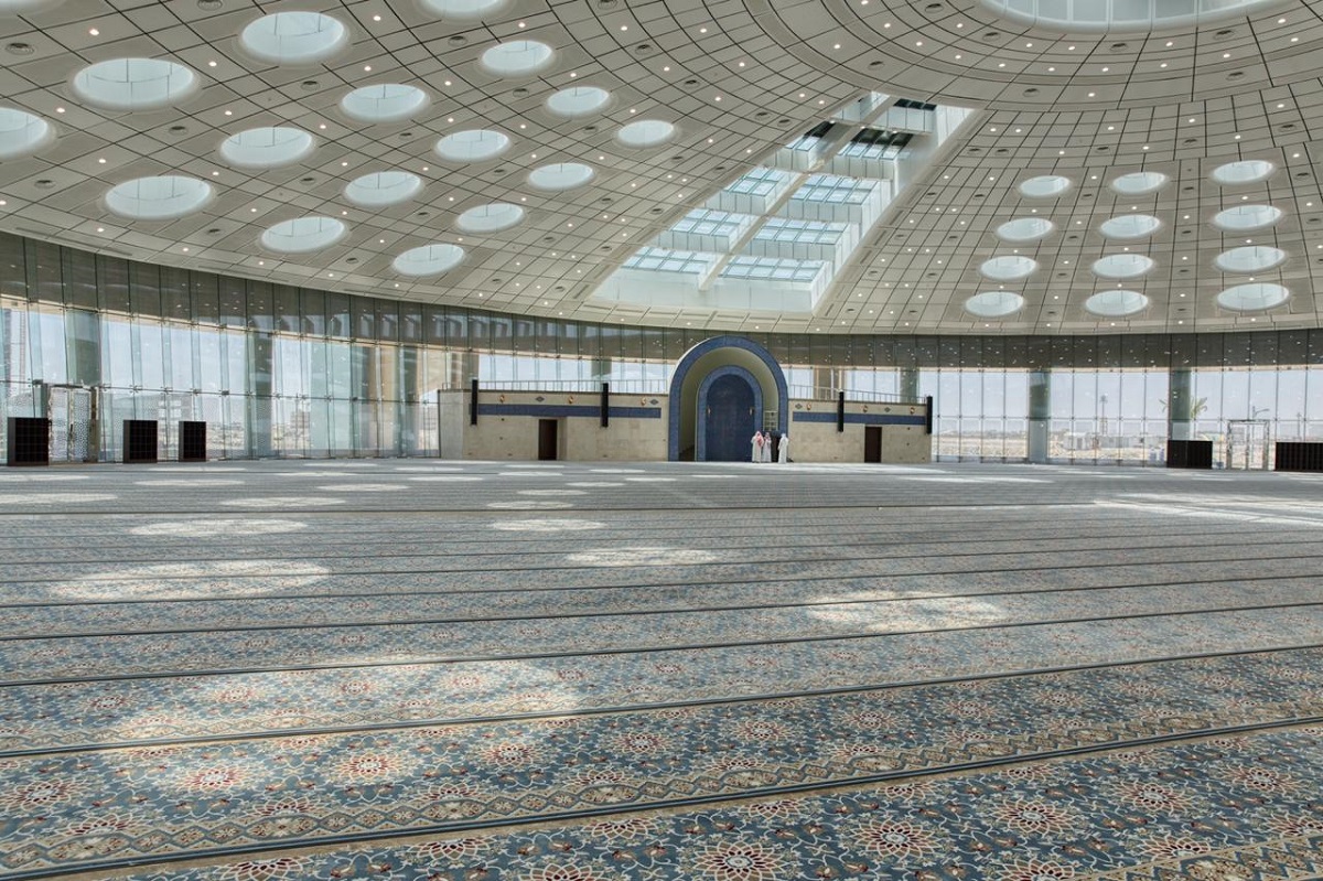 افتتاح مسجد جامعة تبوك أكبر قبة بلا أعمدة بالشرق الأوسط