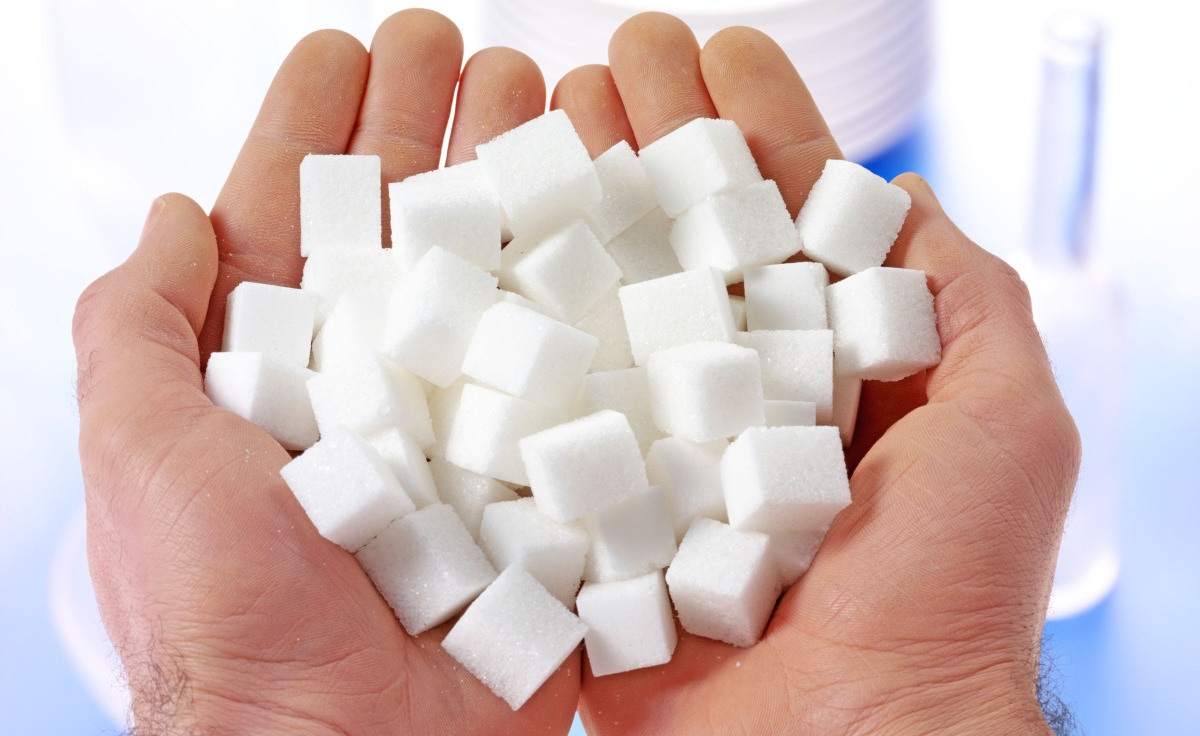 هل تناول السكر يؤدي إلى الإصابة بالسكري؟