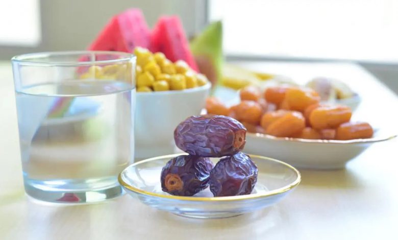 كيف تخسر 10 كيلوغرامات من وزنك في رمضان؟
